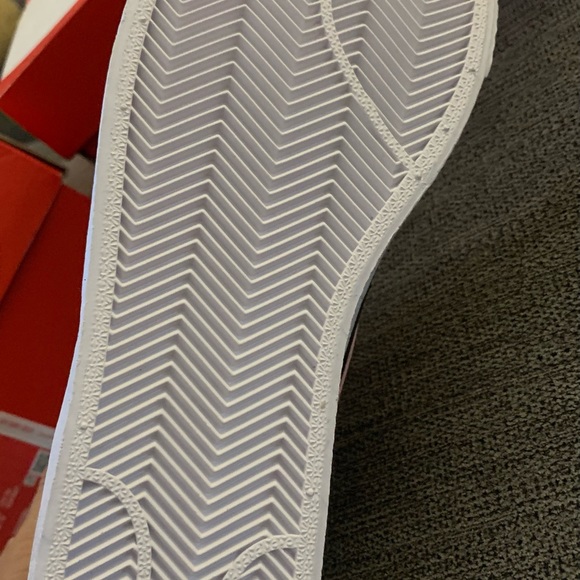 Nike Blazer Mid GS Black and Pink. - Picture 6 of 8